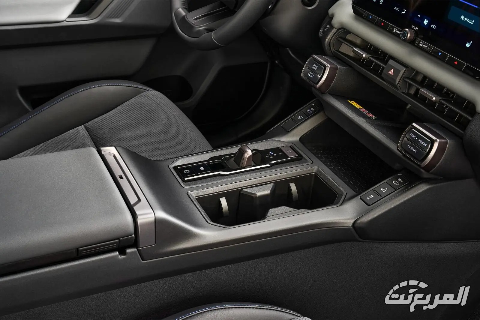 تويوتا راف 4 2026.. قوة المستقبل في عالم الـSUV تويوتا راف 4 2026 33