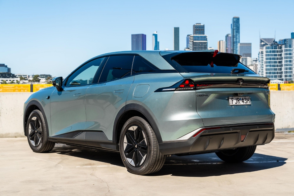 سيارات ديبال في السعودية 2026: عصر جديد من التنقل الكهربائي الذكي عند المجدوعي ديبال S07 وسيارات ديبال 2025