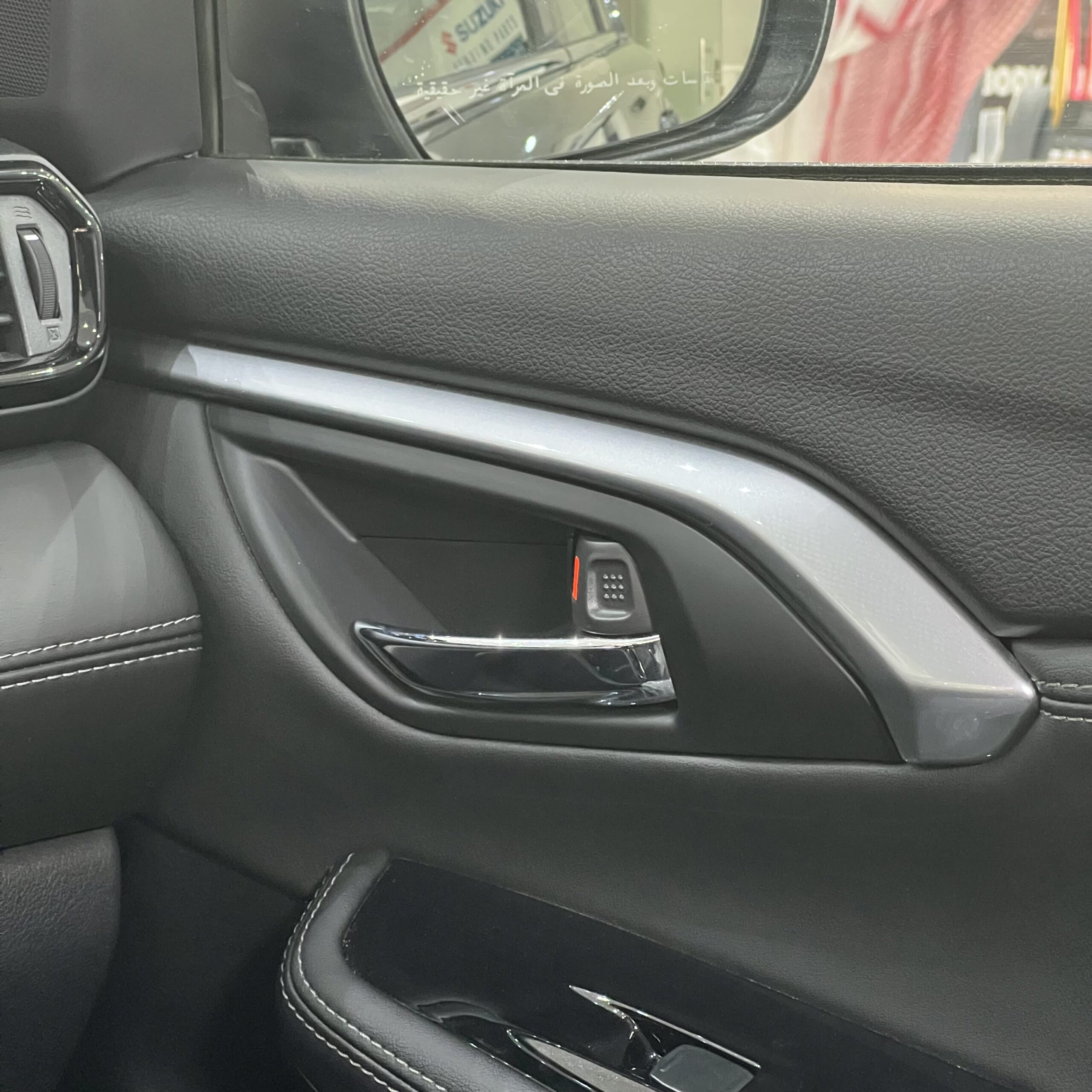 سوزوكي جراند فيتارا 2026 25