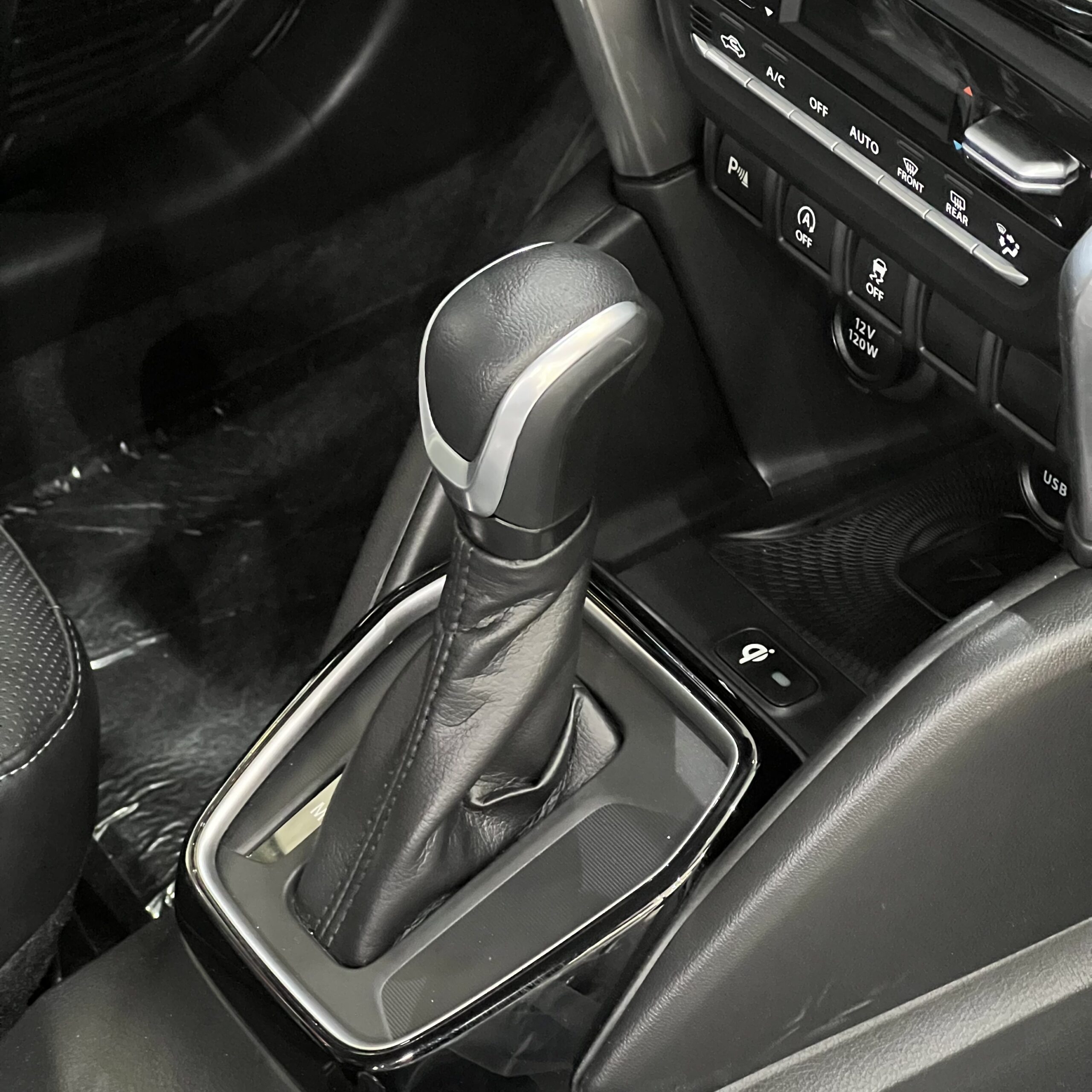 سوزوكي جراند فيتارا 2026 30