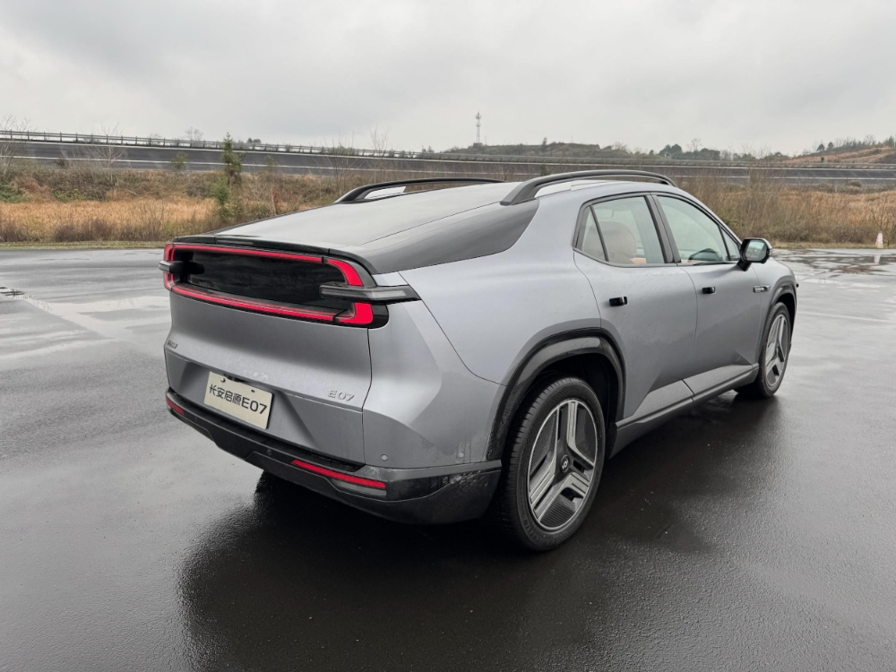 سيارات ديبال في السعودية 2026: عصر جديد من التنقل الكهربائي الذكي عند المجدوعي سيارات ديبال 2025 وديبال E07 - 2