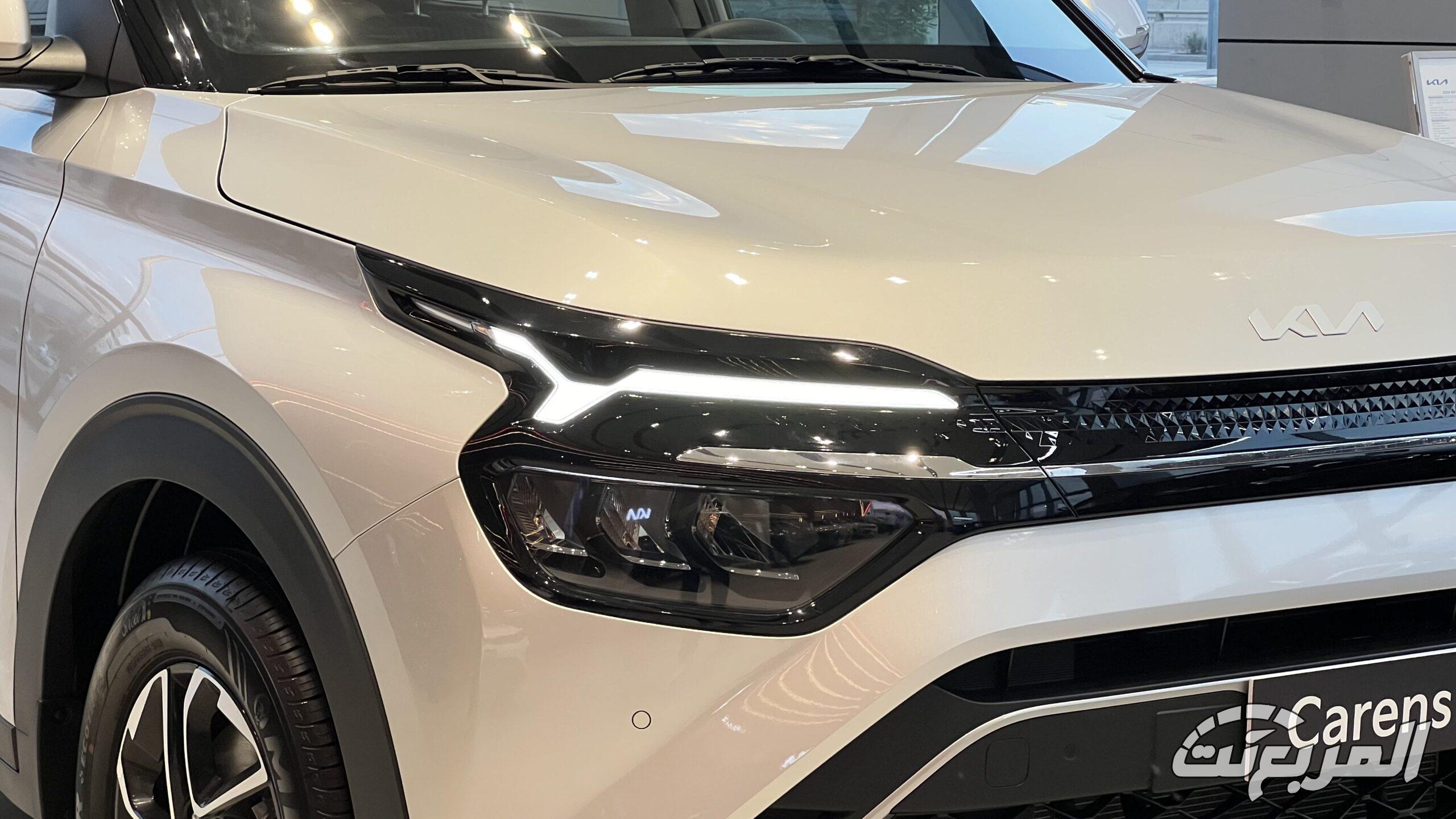 كيا كارينز 2026.. تصميم عصري وتقنيات متطورة لعائلة المستقبل كيا كارينز 2026 36