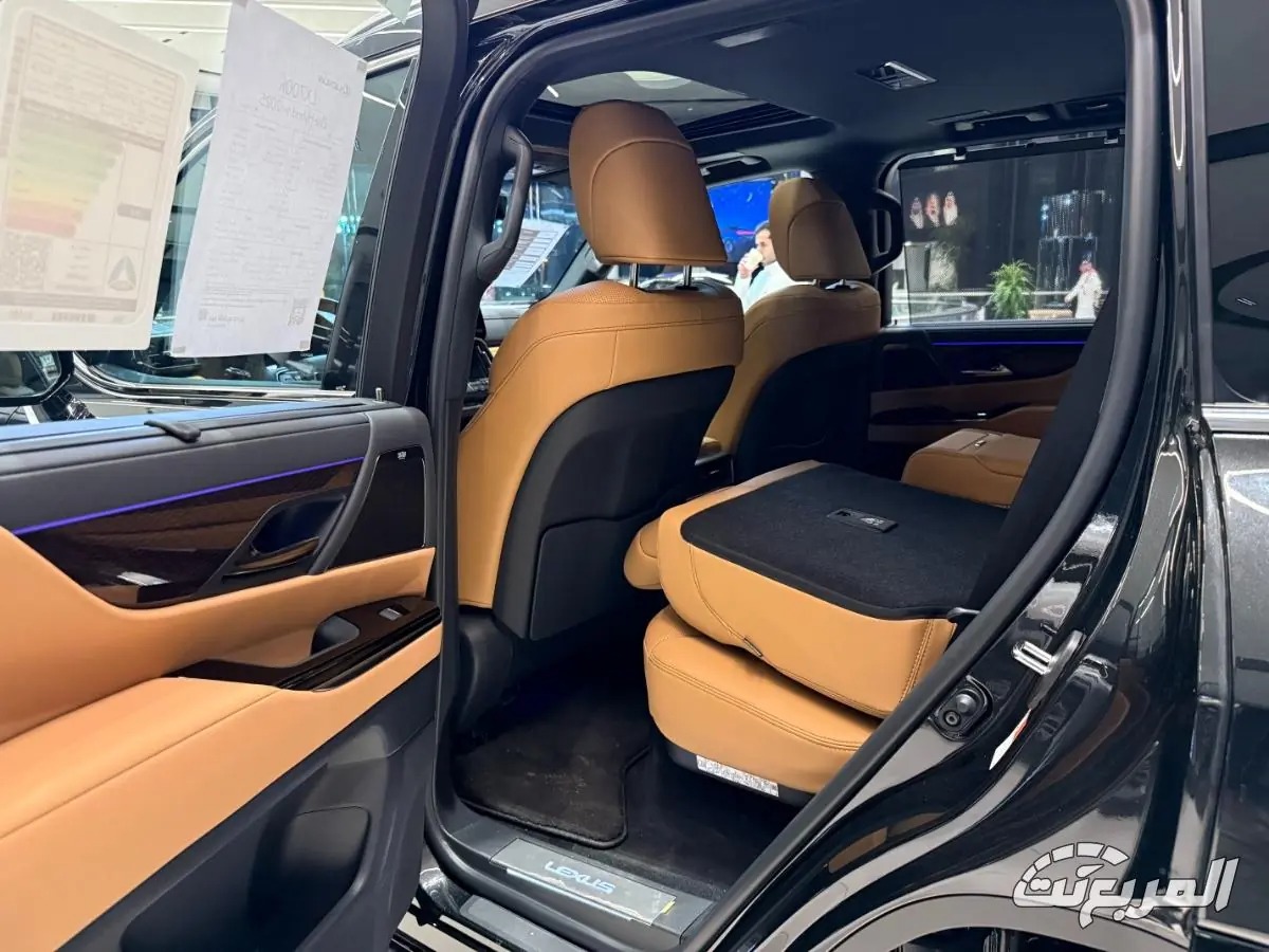 لكزس LX 2026 29