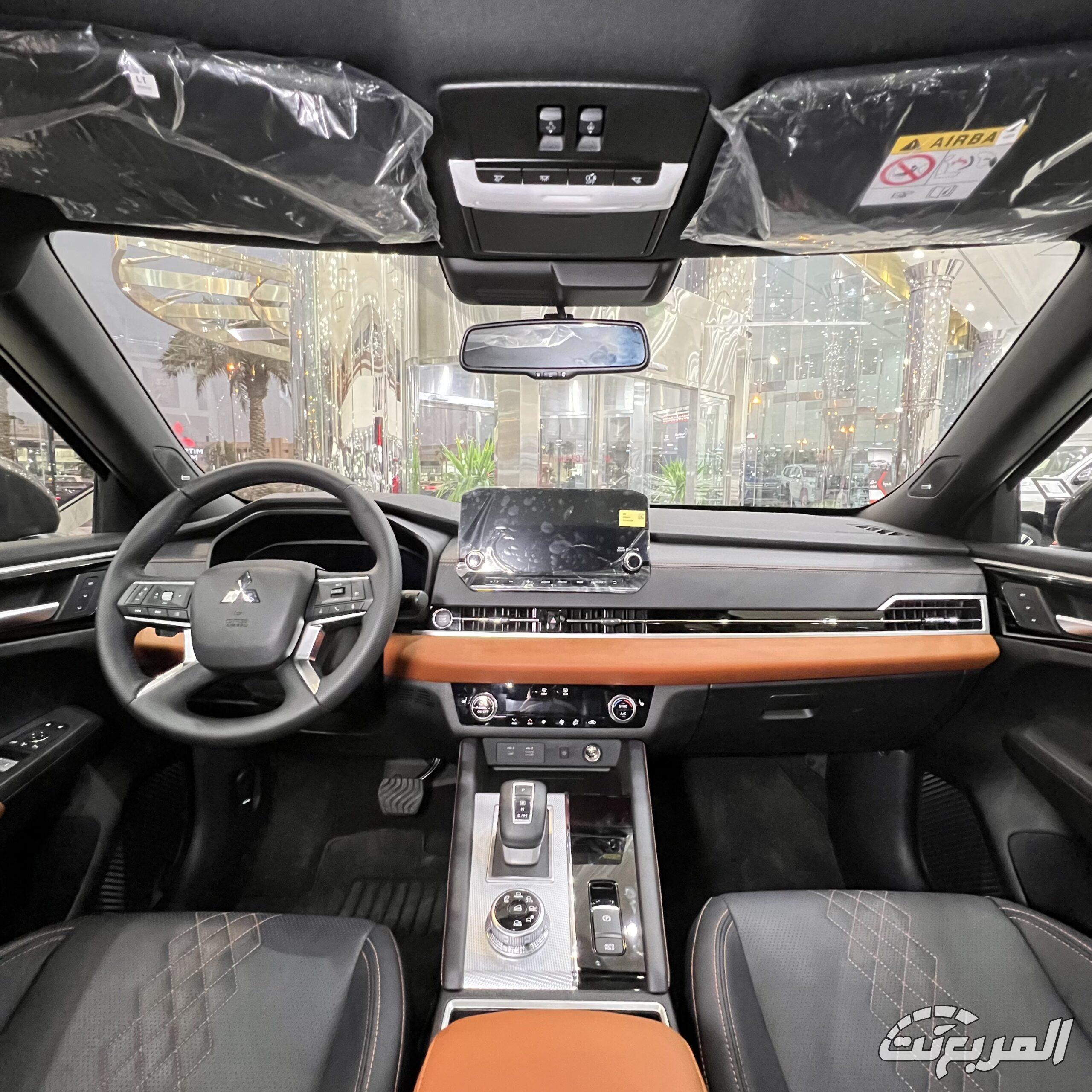 ميتسوبيشي اوتلاندر 2026 23