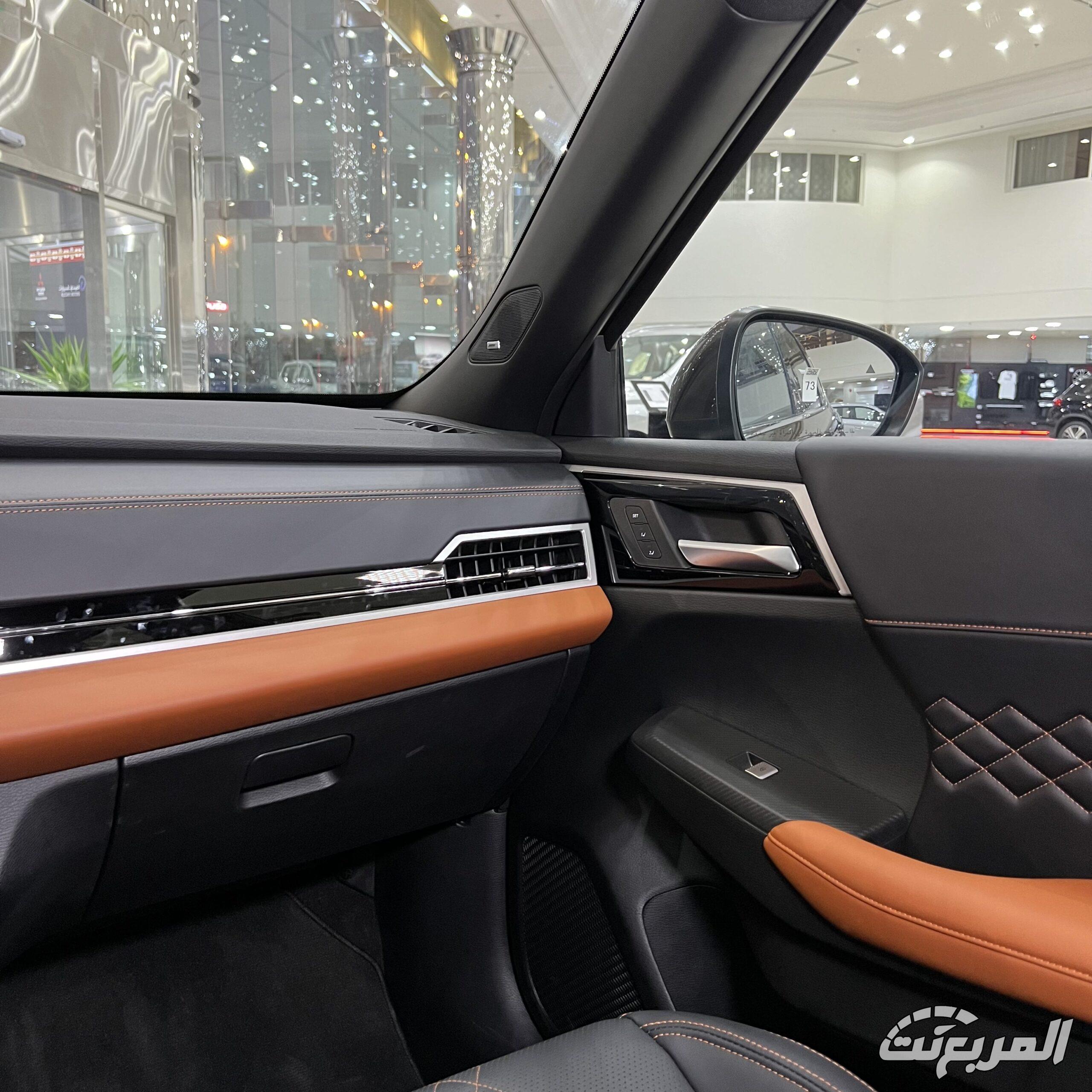 ميتسوبيشي اوتلاندر 2026 24