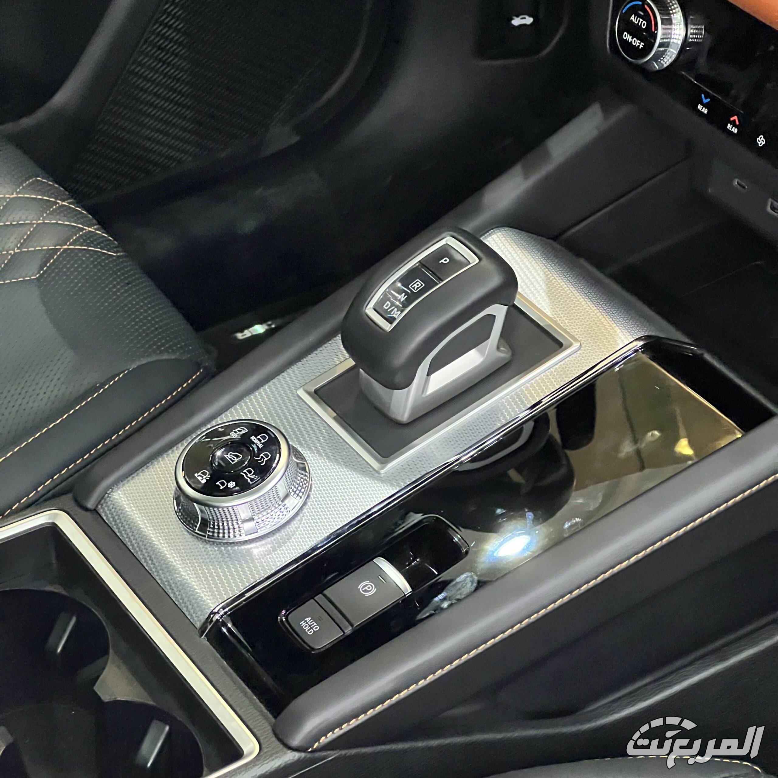 ميتسوبيشي اوتلاندر 2026 32