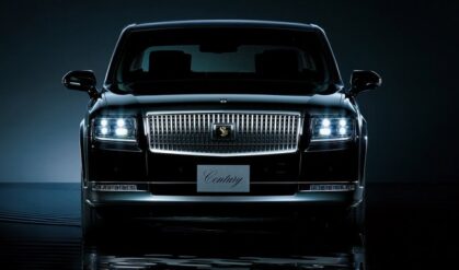 تويوتا تكشف الستار عن سنشري 2026 سيدان الجديدة بتحديثات تقنية وسعر يتجاوز النصف مليون ريال تويوتا تكشف الستار عن سنشري 2026 سيدان الجديدة بتحديثات تقنية وسعر يتجاوز النصف مليون ريال