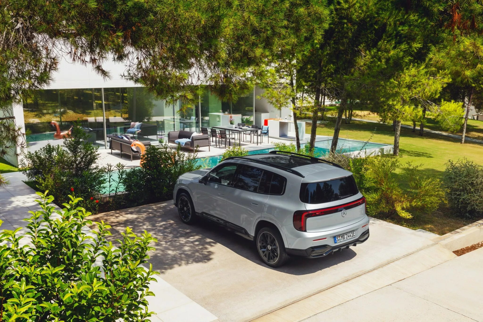 مرسيدس تكشف الستار عن GLB 2026 الجديدة كلياً بتصميم جديد ومقصورة أفخم 15