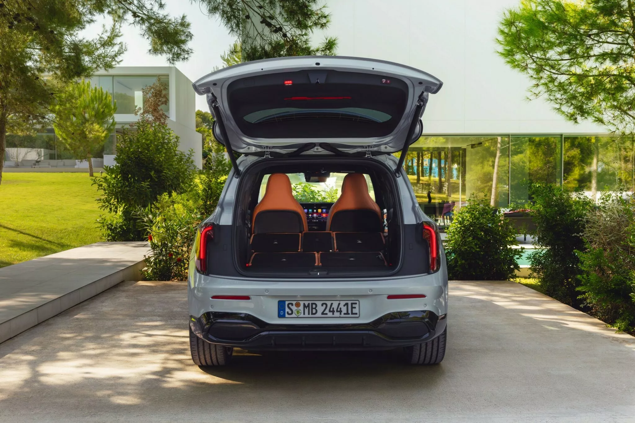 مرسيدس تكشف الستار عن GLB 2026 الجديدة كلياً بتصميم جديد ومقصورة أفخم 17