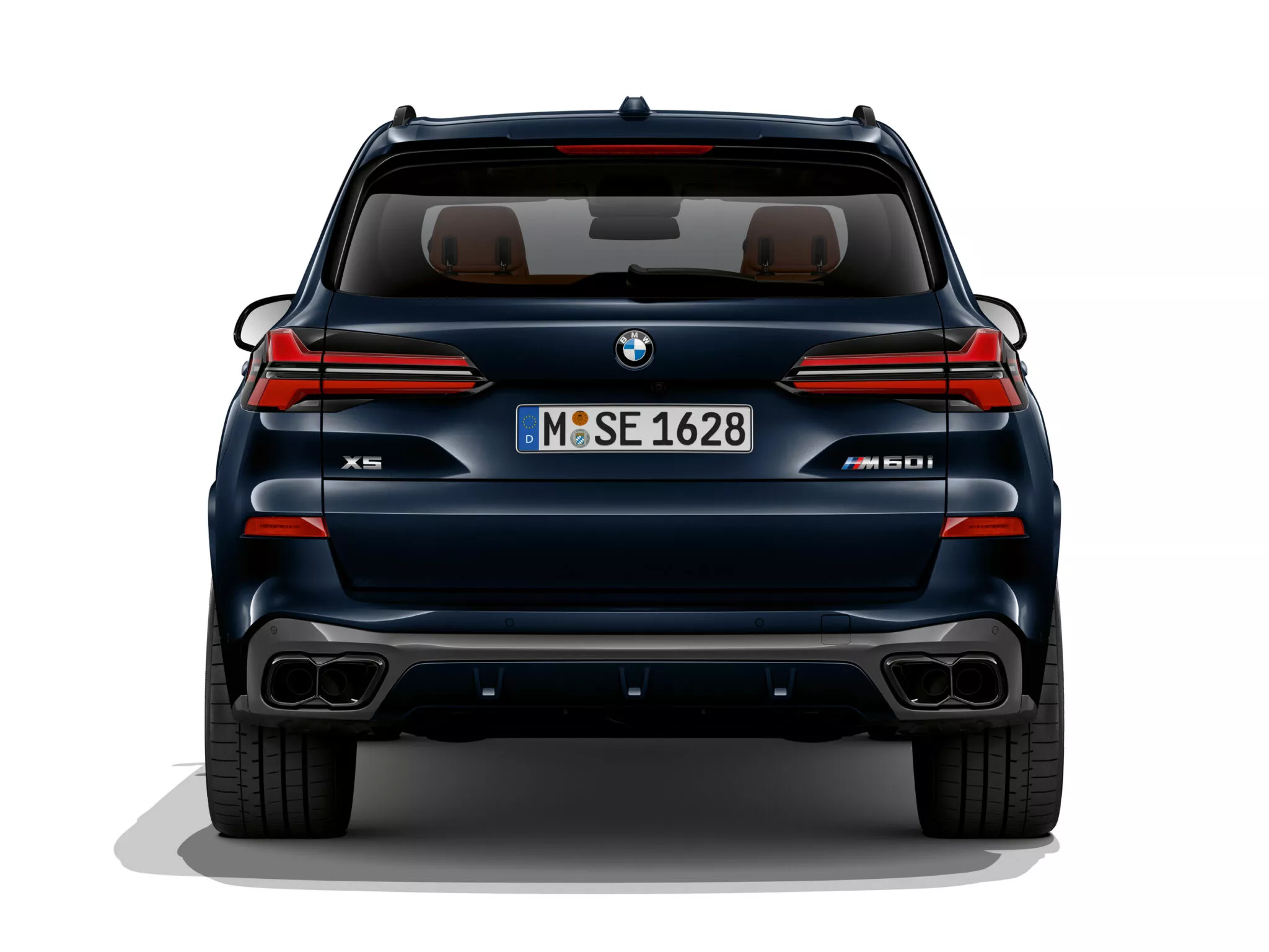 رئيس الـ FBI الأمريكي يتخلى عن سيارات سوبربان المدرعة لصالح بي ام دبليو X5 3