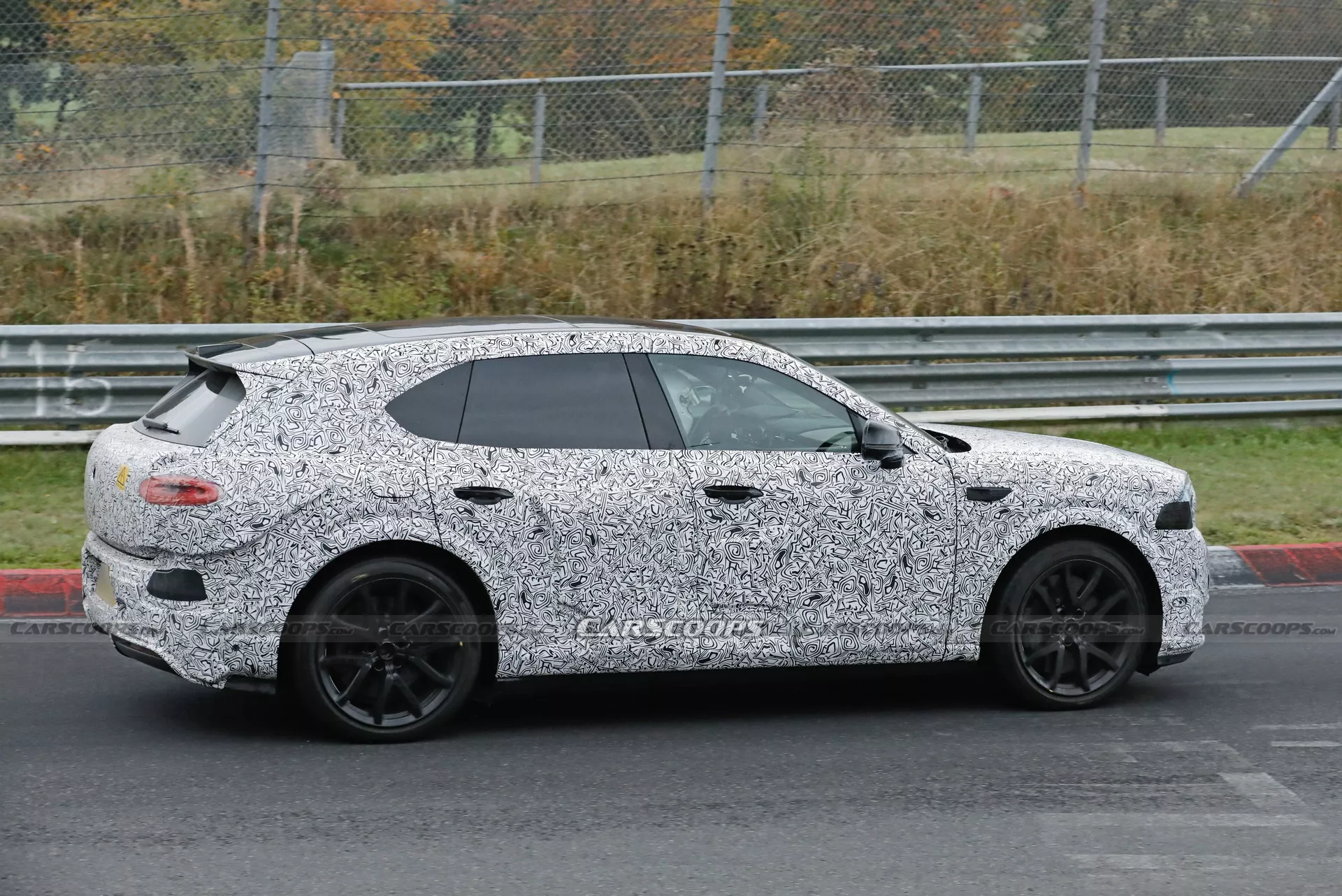 بنتلي تقترب من طرح SUV جديدة كلياً وهذا كل ما نعرفه عنها 11