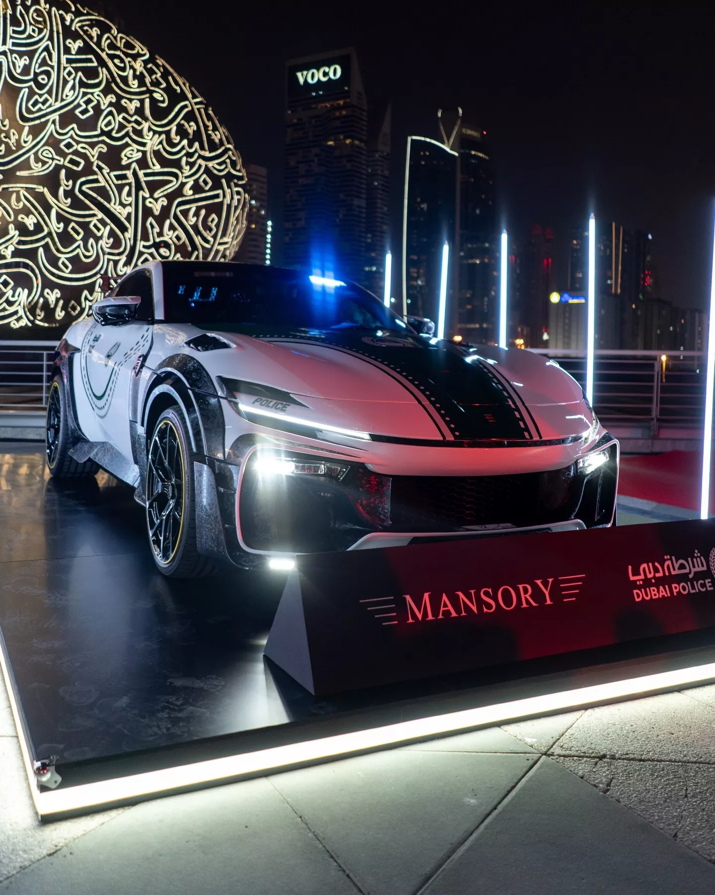 فيراري بوروسانجوي معدلة تنضم لأسطول شرطة دبي! 9