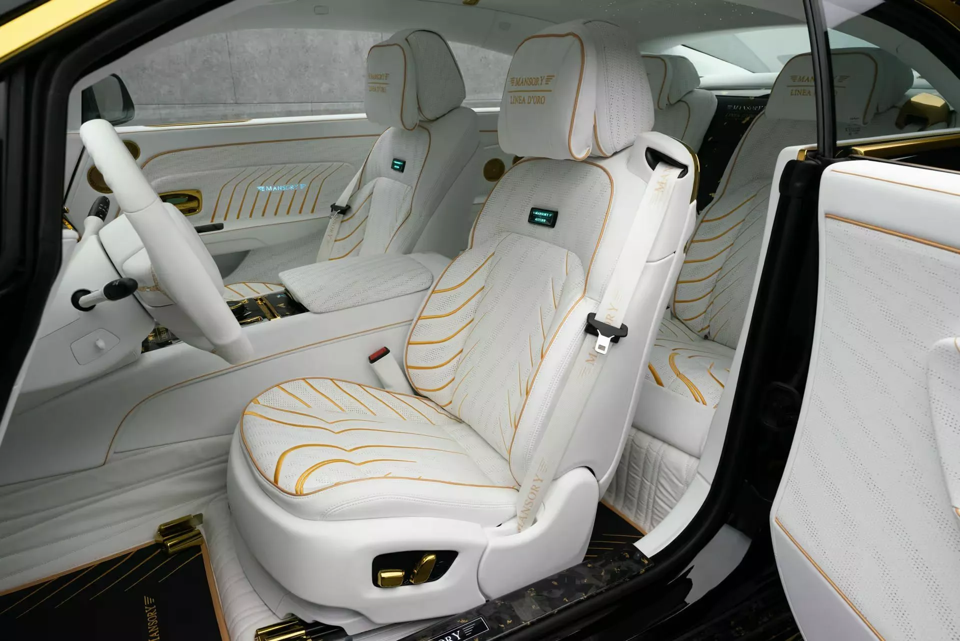 رولزرويس سبيكتر تحصل على إصدار مرصّع بالذهب من مانسوري رولزرويس سبيكتر تحصل على إصدار مرصّع بالذهب من مانسوري 13