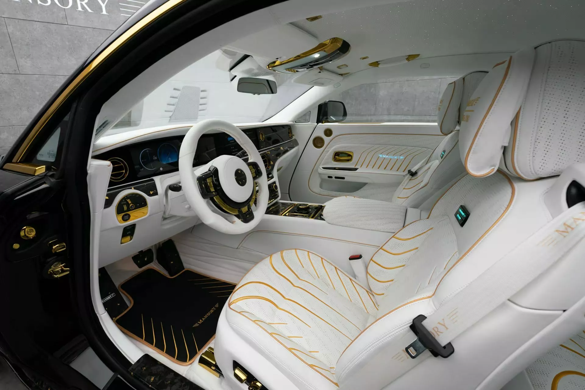 رولزرويس سبيكتر تحصل على إصدار مرصّع بالذهب من مانسوري رولزرويس سبيكتر تحصل على إصدار مرصّع بالذهب من مانسوري 2