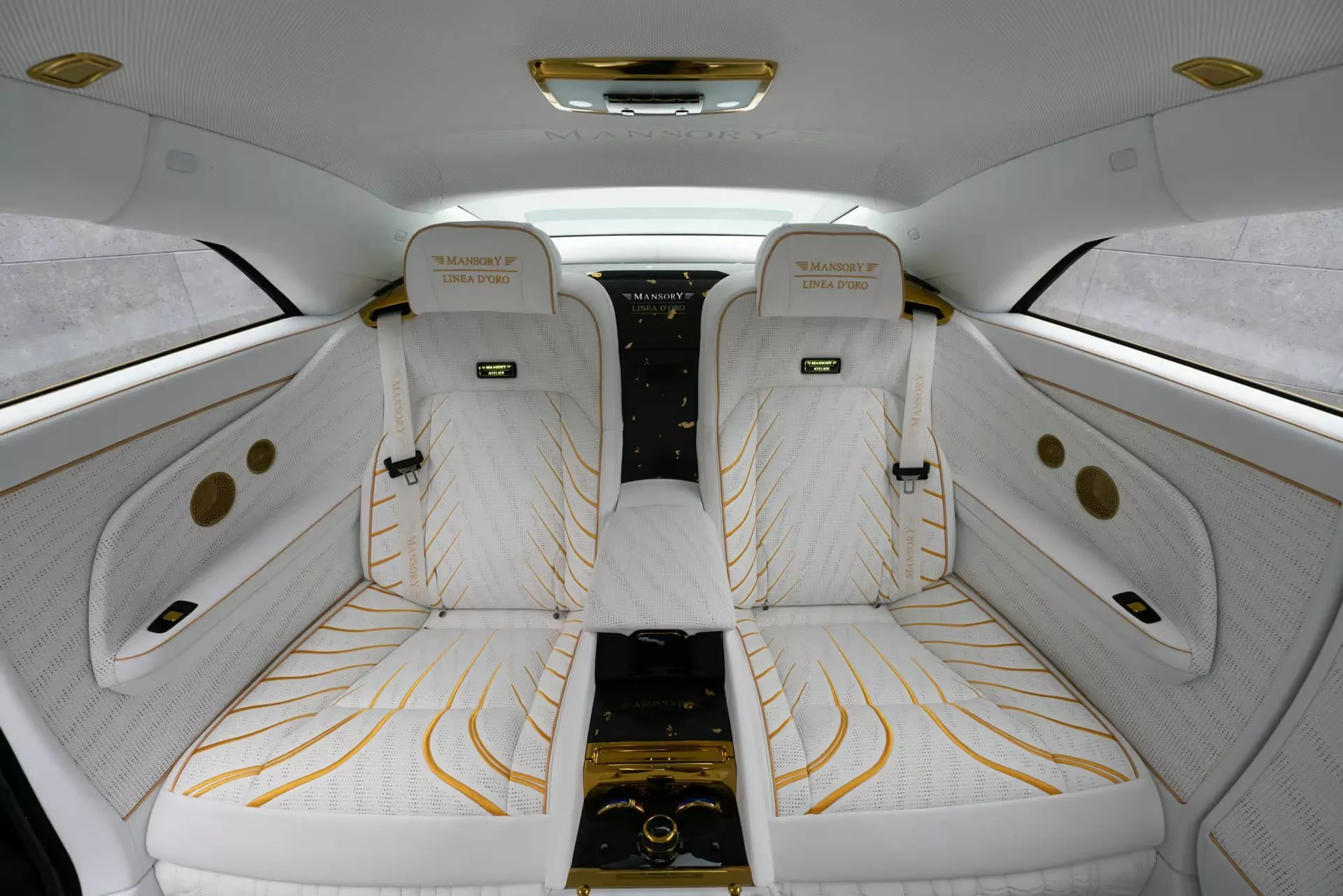 رولزرويس سبيكتر تحصل على إصدار مرصّع بالذهب من مانسوري رولزرويس سبيكتر تحصل على إصدار مرصّع بالذهب من مانسوري 18