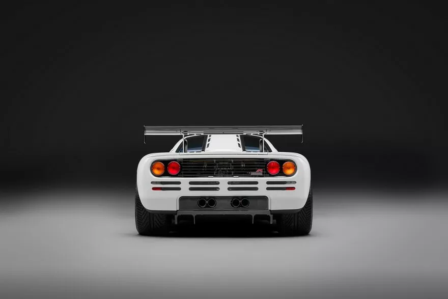 مكلارين F1 نادرة من سلطان بروناي تكسر الرقم القياسي في مزاد أبوظبي! مكلارين F1 نادرة من سلطان بروناي تكسر الرقم القياسي في مزاد أبوظبي! 9