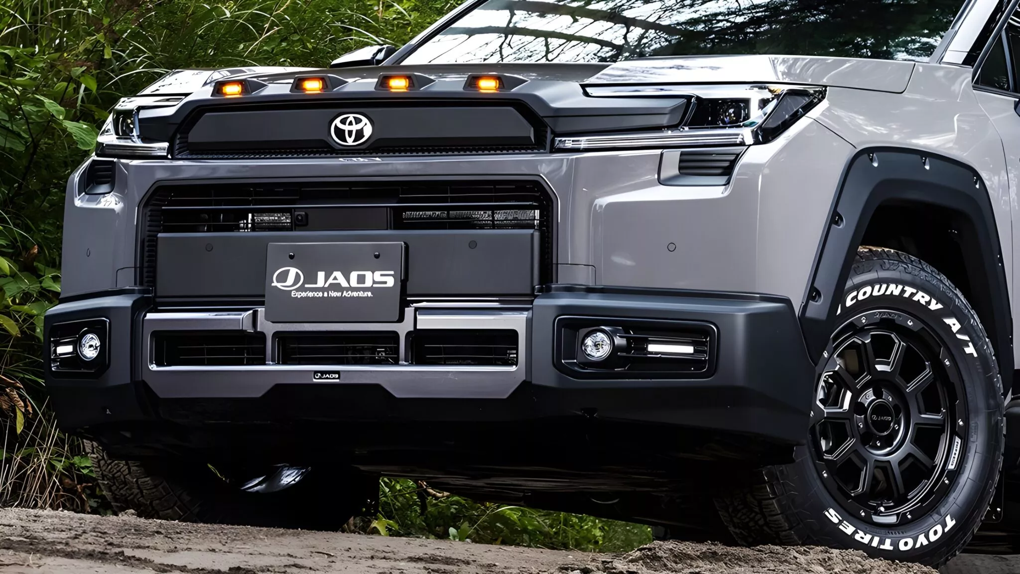 تويوتا راف فور تحصل على تعديلات أوف رود ملفتة في اليابان 5