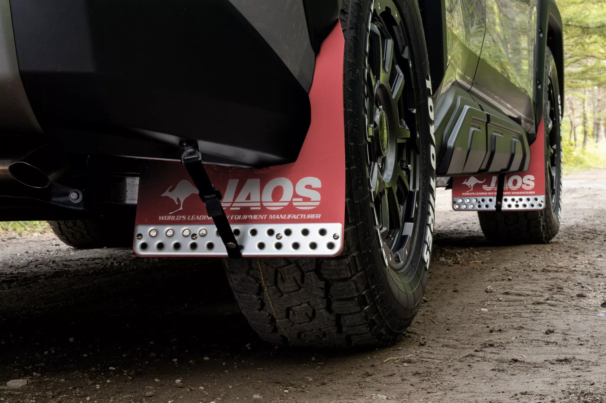 تويوتا راف فور تحصل على تعديلات أوف رود ملفتة في اليابان 14