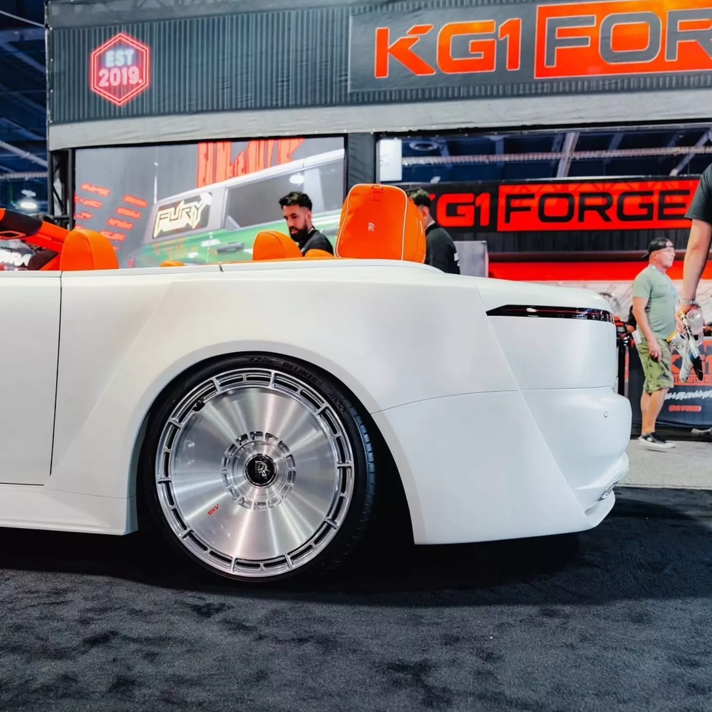 شركة إماراتية تكشف عن إصدار معدل حصري جداً لرولزرويس دون 14