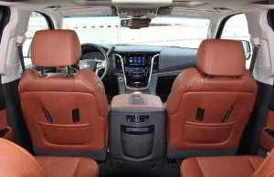 حكاية الملكة الأمريكية.. تطور أجيال كاديلاك اسكاليد من المهد إلى العرش 28