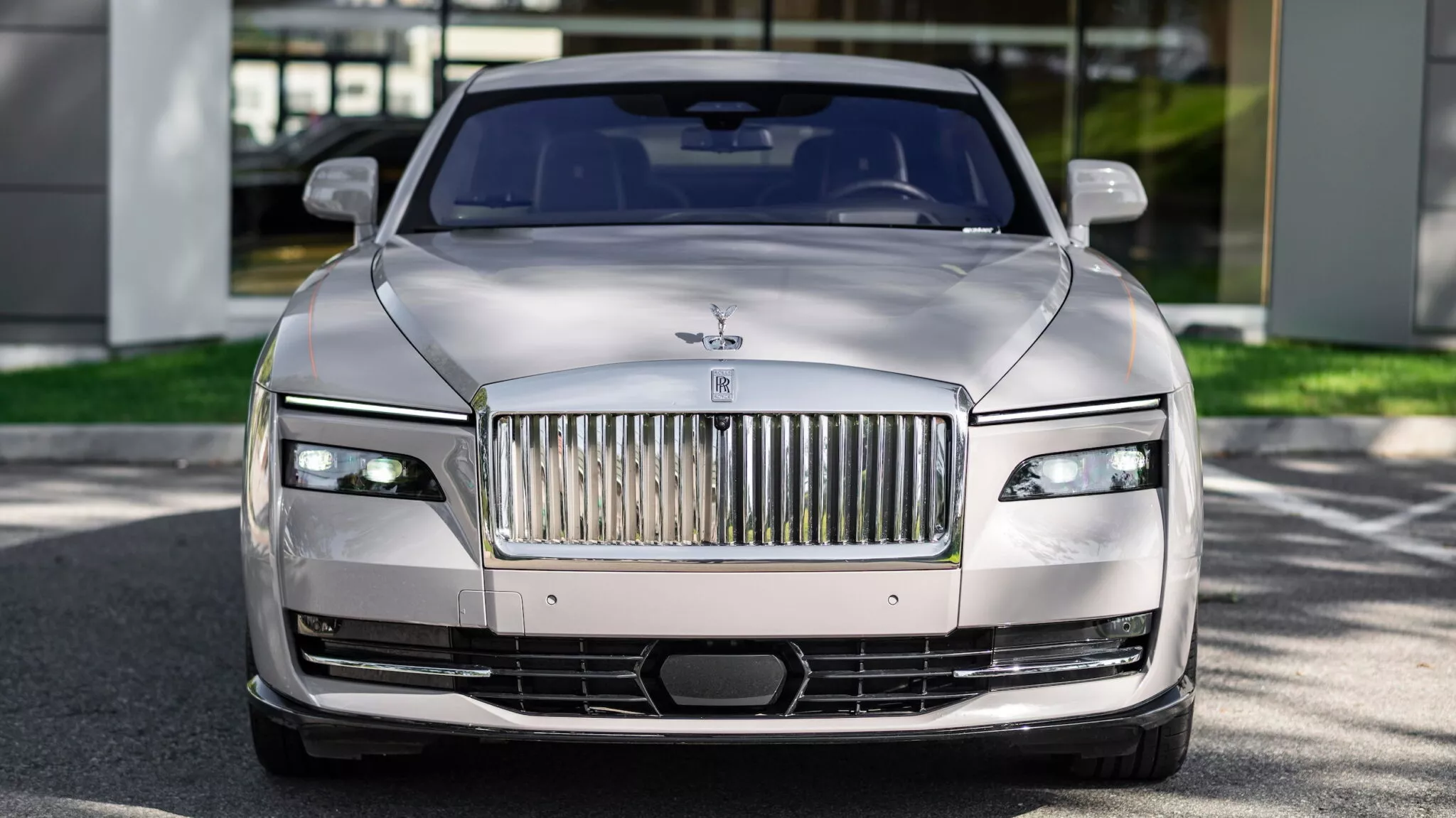 رولزرويس سبيكتر تخسر ربع قيمتها بعد أسابيع من شرائها! رولزرويس سبيكتر تخسر ربع قيمتها بعد أسابيع من شرائها! 9