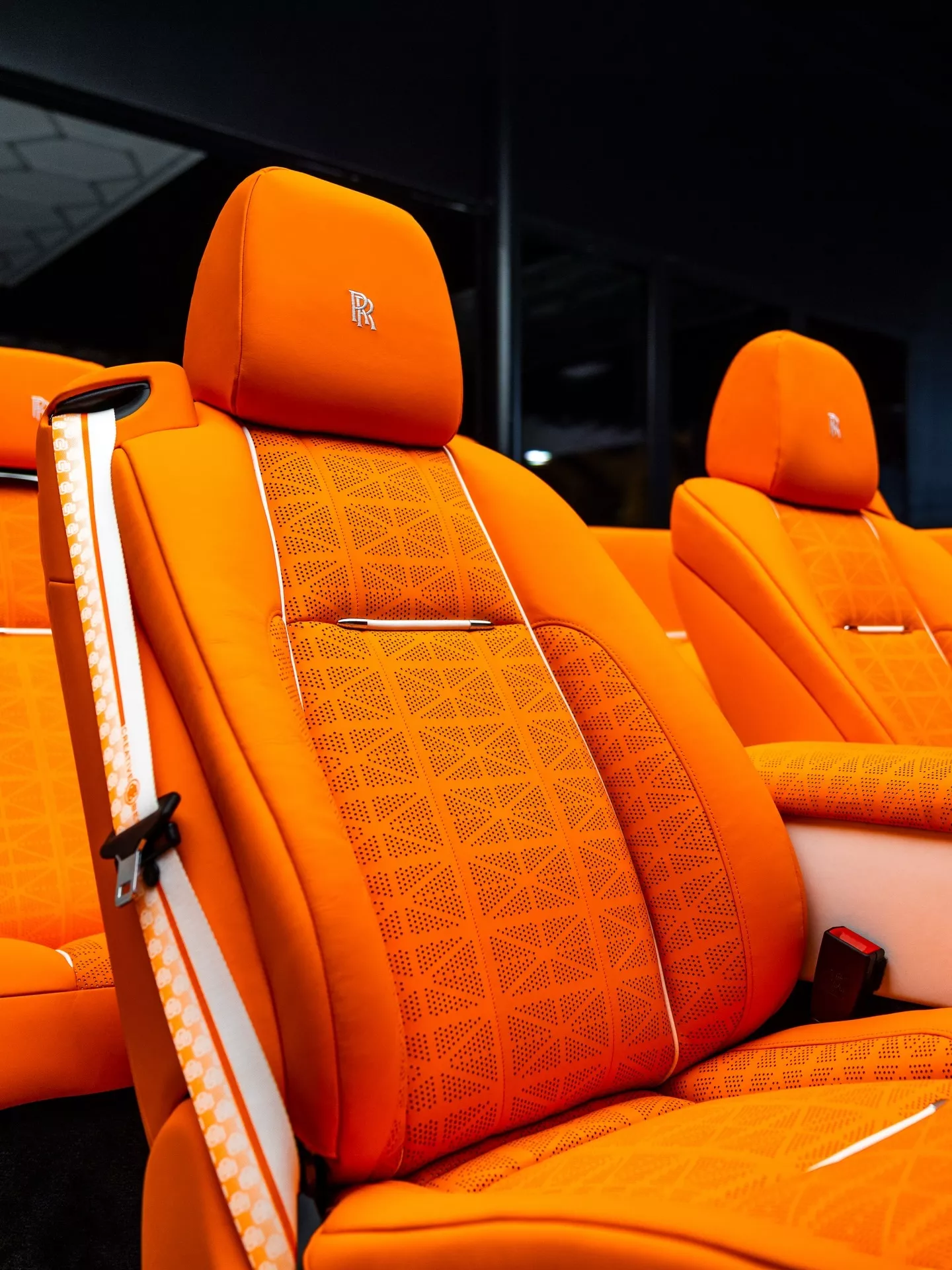 شركة إماراتية تكشف عن إصدار معدل حصري جداً لرولزرويس دون 7