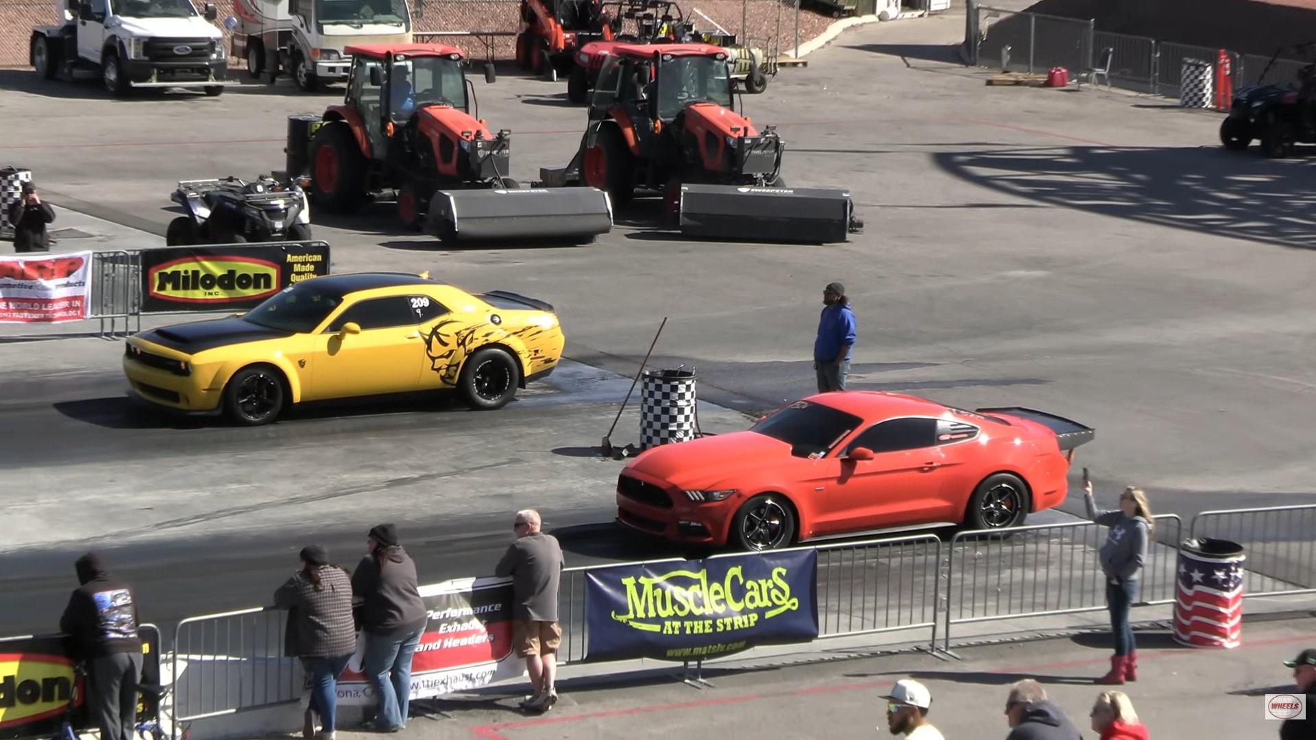 فورد موستانج معدلة تسحق تشالنجر ديمون بقوة 840 حصان في سباقات التسارع 2