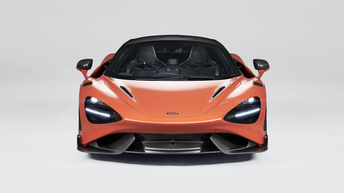 أساطير على الاسفلت.. رحلة داخل عالم السيارات المُخيفة والمهيبة 8