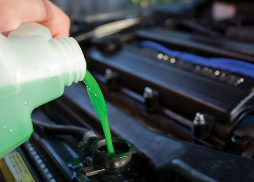 الدخان الأبيض من العادم صباحاً: متى يكون طبيعياً ومتى يشير لكاوتش الصباب؟ الدخان الأبيض من العادم صباحاً: متى يكون طبيعياً ومتى يشير لكاوتش الصباب؟ 1