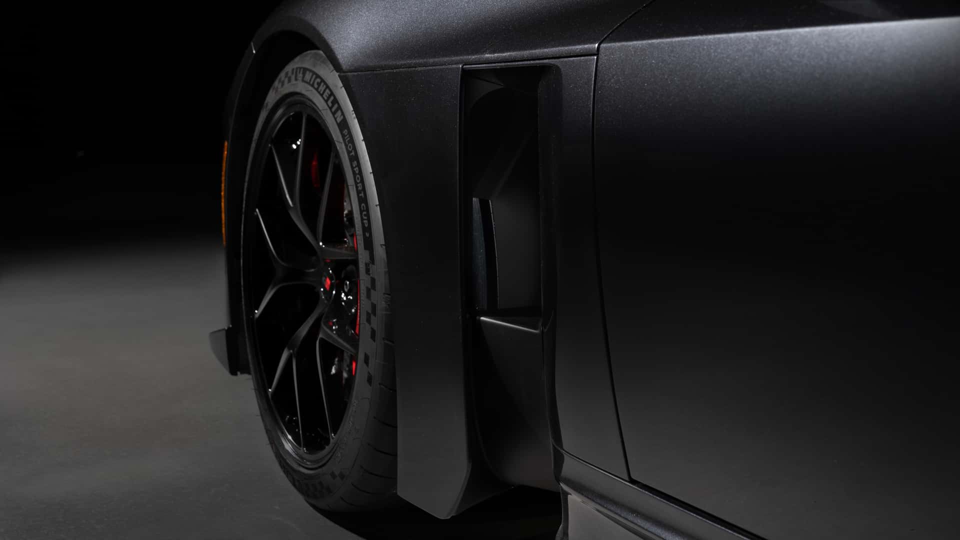 تويوتا تكشف عن السوبركار الجديدة كلياً GR GT بالشكل الإنتاجي النهائي 6