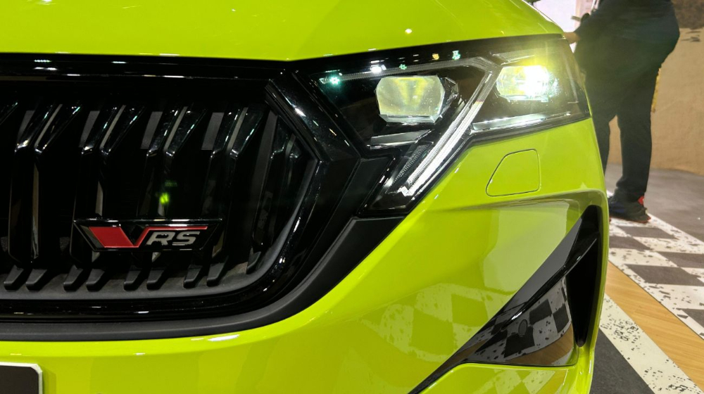 سكودا-اوكتافيا-ار-اس-المربع-نت-2