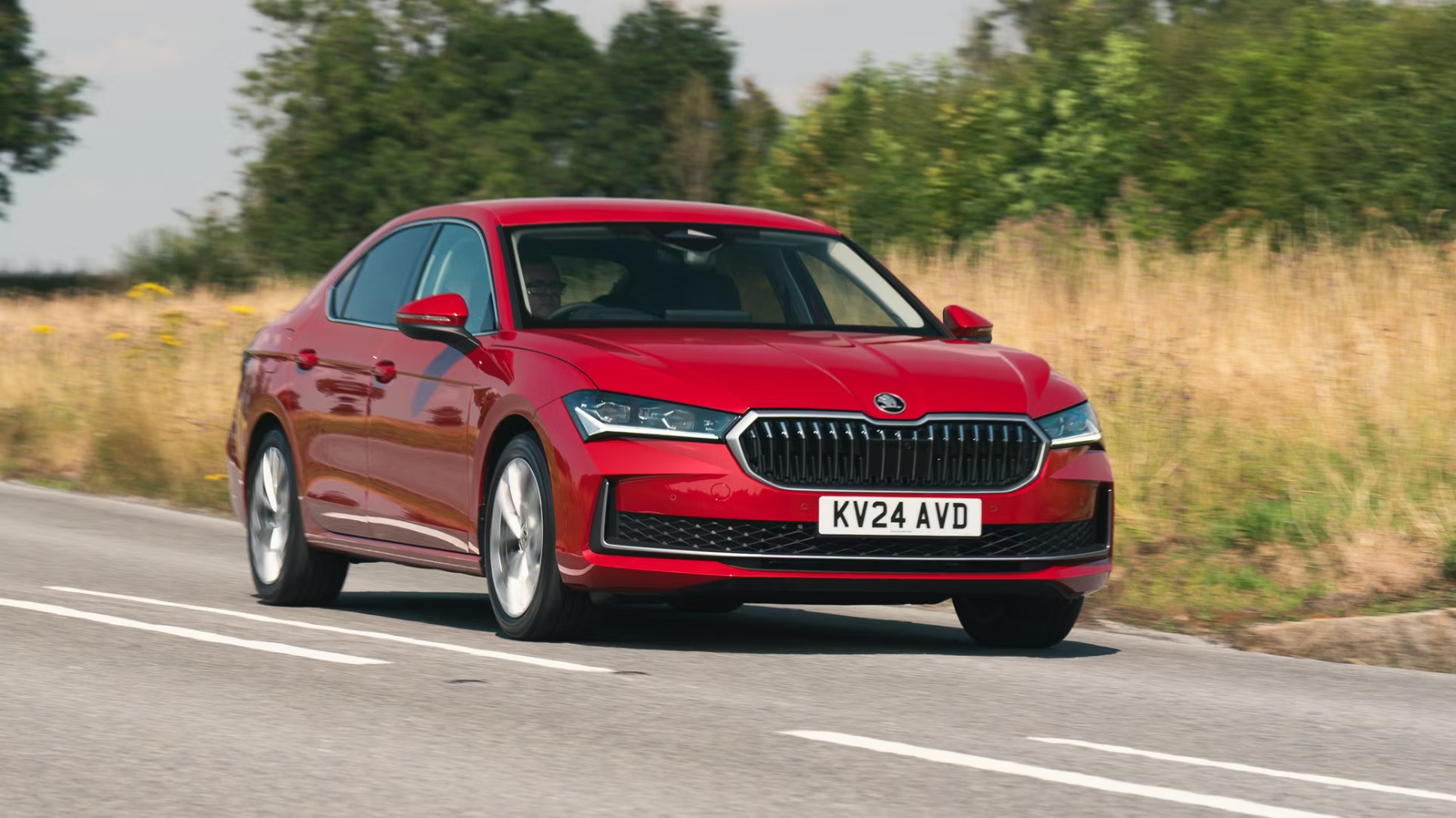 سكودا-سوبريب-المربع-نت-15