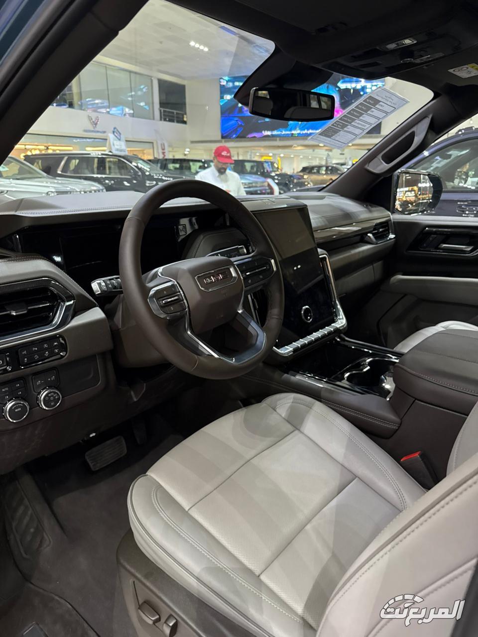 خصومات حتى 61,000 ريال مع عروض بلو تاغ الجميح على سيارات شفروليه وجي ام سي 24