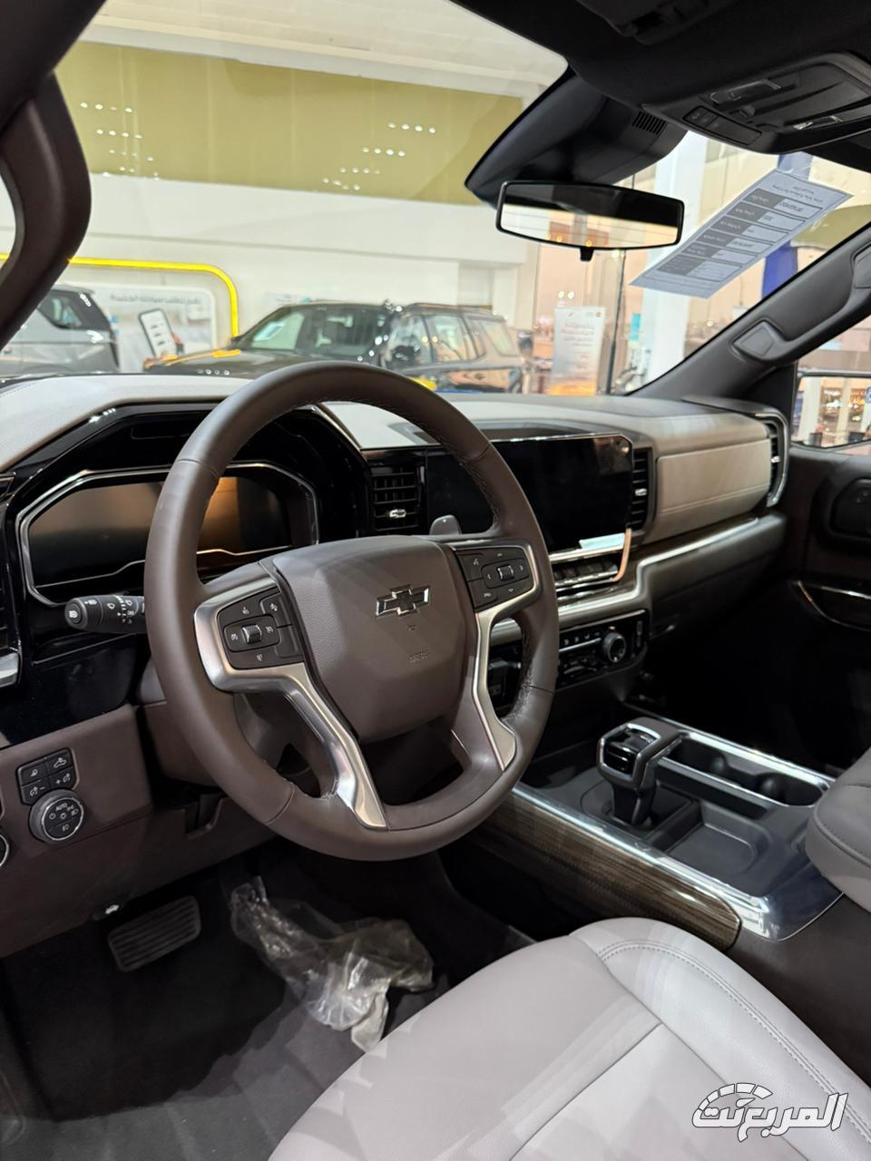 خصومات حتى 61,000 ريال مع عروض بلو تاغ الجميح على سيارات شفروليه وجي ام سي 49