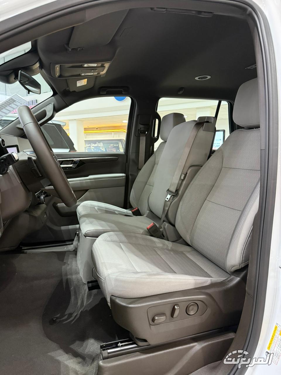 خصومات حتى 61,000 ريال مع عروض بلو تاغ الجميح على سيارات شفروليه وجي ام سي 53