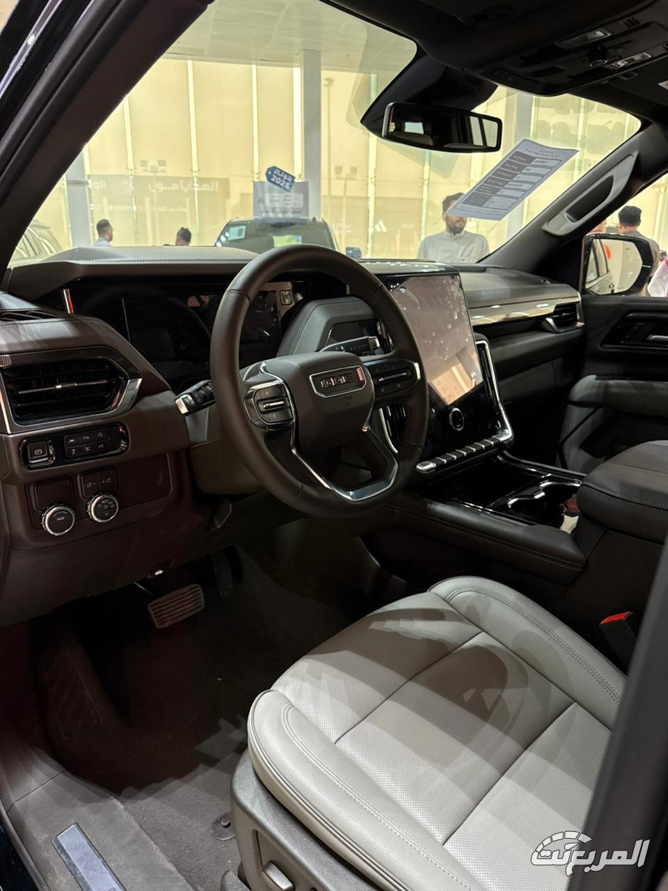 خصومات حتى 61,000 ريال مع عروض بلو تاغ الجميح على سيارات شفروليه وجي ام سي 73