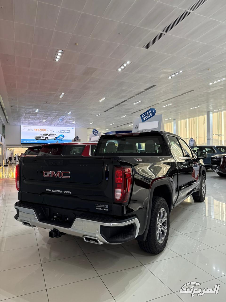 خصومات حتى 61,000 ريال مع عروض بلو تاغ الجميح على سيارات شفروليه وجي ام سي 79