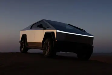 تيسلا سايبربانك هي واحدة من أسوأ الموديلات الكهربائية مبيعاً خلال 2025