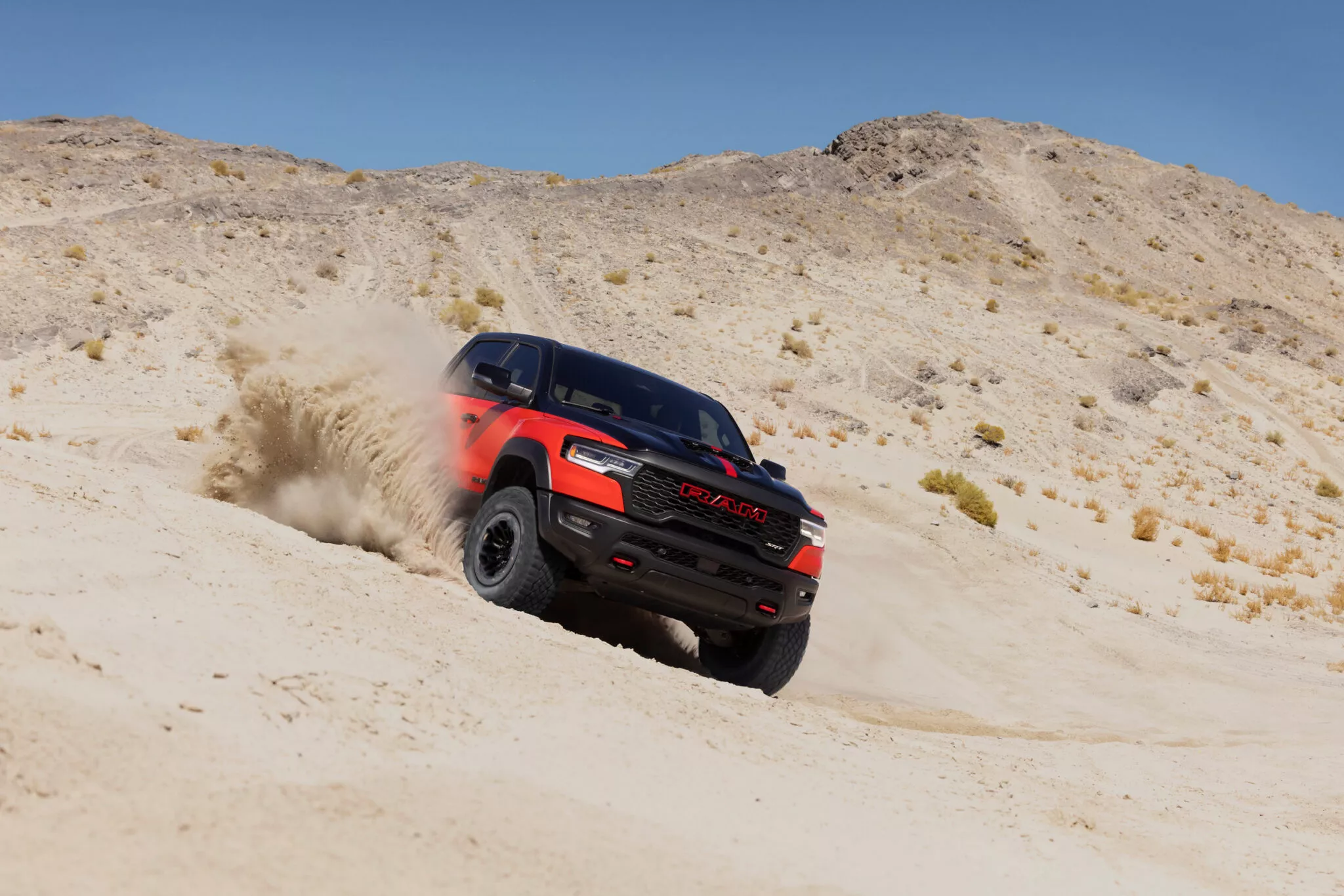 رام 1500 TRX الأسطورية تعود للحياة في موديل جديد كلياً بقوة 777 حصان رام 1500 TRX الأسطورية تعود للحياة في موديل جديد كلياً بقوة 777 حصان 24