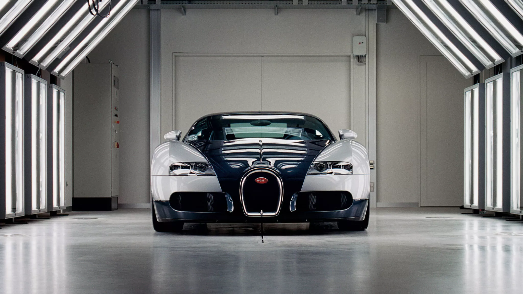 بوجاتي فيرون ستعود قريباً في إصدار عصري جديد! 13