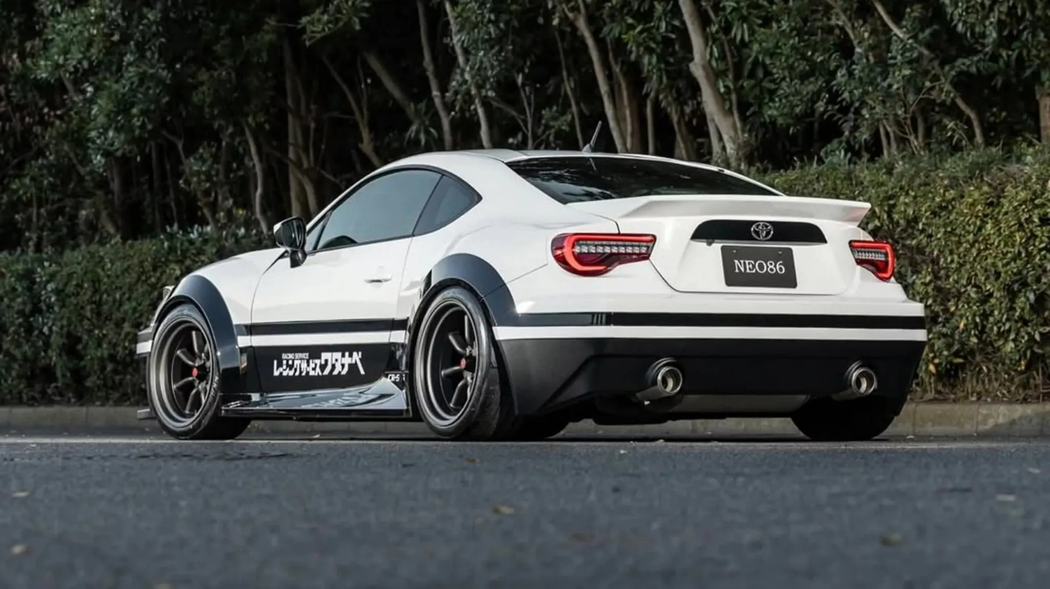 تويوتا 86 تحصل على واحدة من أجمل تعديلاتها بمصابيح قابلة للفتح في صالون طوكيو للسيارات تويوتا 86 تحصل على واحدة من أجمل تعديلاتها بمصابيح قابلة للفتح في صالون طوكيو للسيارات 1