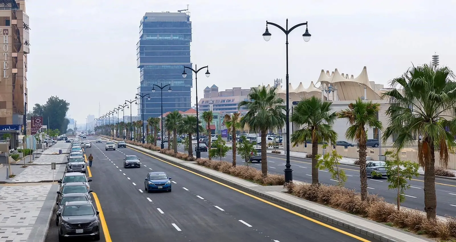 كود الطريق السعودي.. تنظيم ذكي لمواقف المباني يعزز سلامة المشاة ويرفع كفاءة الحركة كود الطريق السعودي