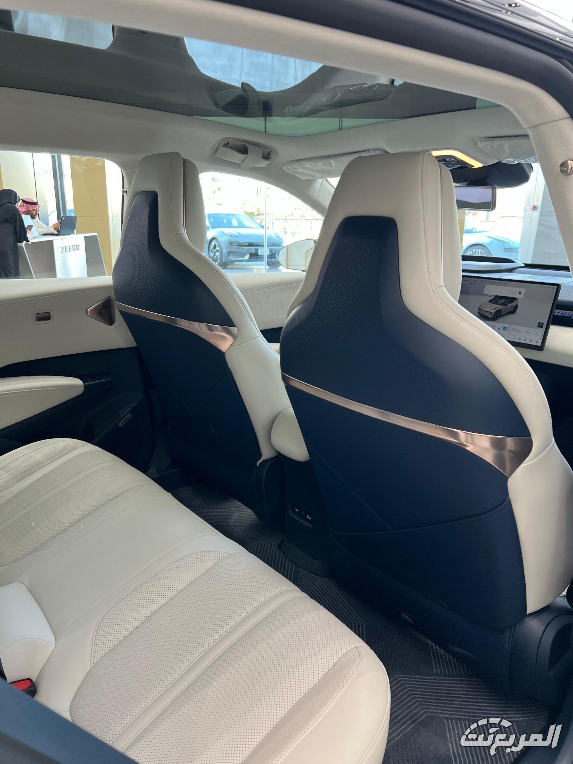 مواصفات زيكر X 2026: دليل شامل للـ SUV الكهربائية الفاخر في السعودية مواصفات زيكر X 2026 12