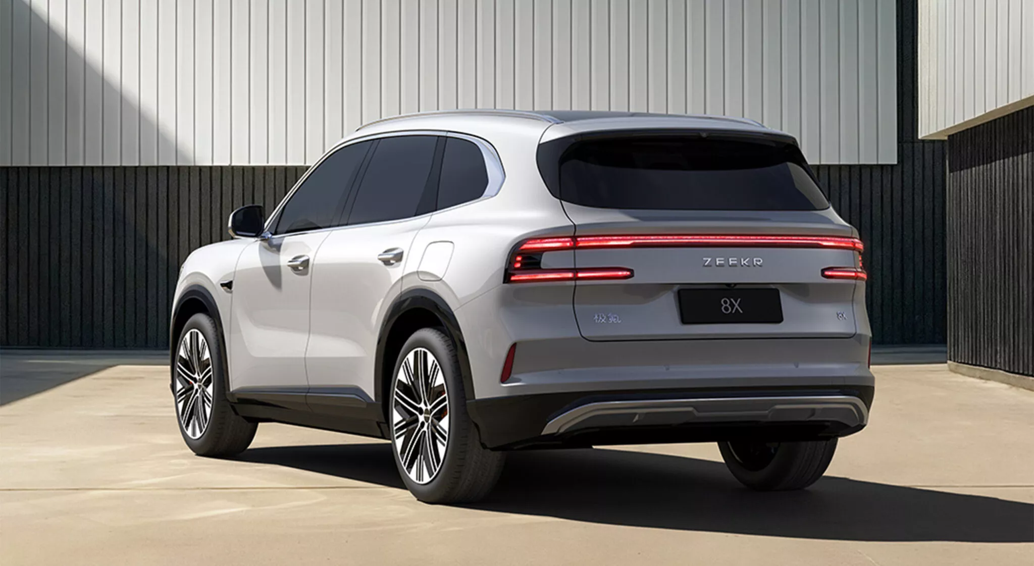 زيكر تكشف عن 8X SUV هايبرد الخارقة بقوة قصوى 1381 حصان! زيكر تكشف عن 8X SUV هايبرد الخارقة بقوة قصوى 1381 حصان! 11