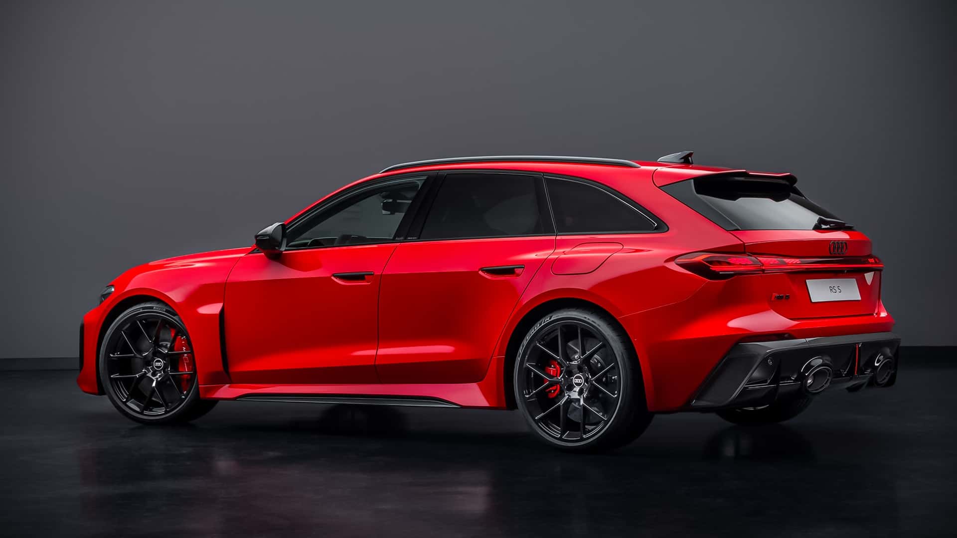 أودي RS5 2026 الجيل الجديد ينطلق رسمياً بمحرك أقوى وخارجية ملفتة أودي RS5 2026 الجيل الجديد ينطلق رسمياً بمحرك أقوى وخارجية ملفتة 7