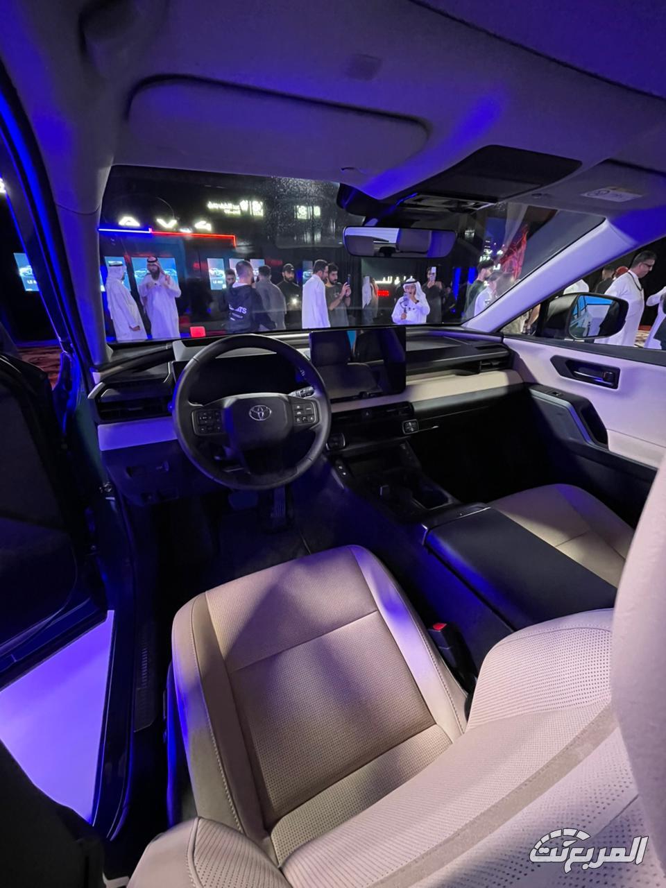 5 نقاط تضع تويوتا راف 4 2026 في مقدمة خيارات الـSUV تدشين تويوتا راف 4 2026 10