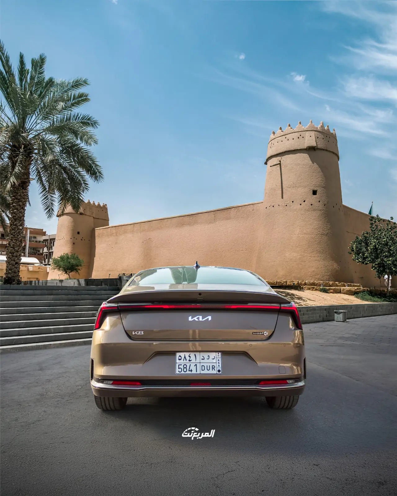 مميزات كيا K8 2026: فخامة متطورة وتقنيات قيادة ذكية مميزات كيا K8 2026 4