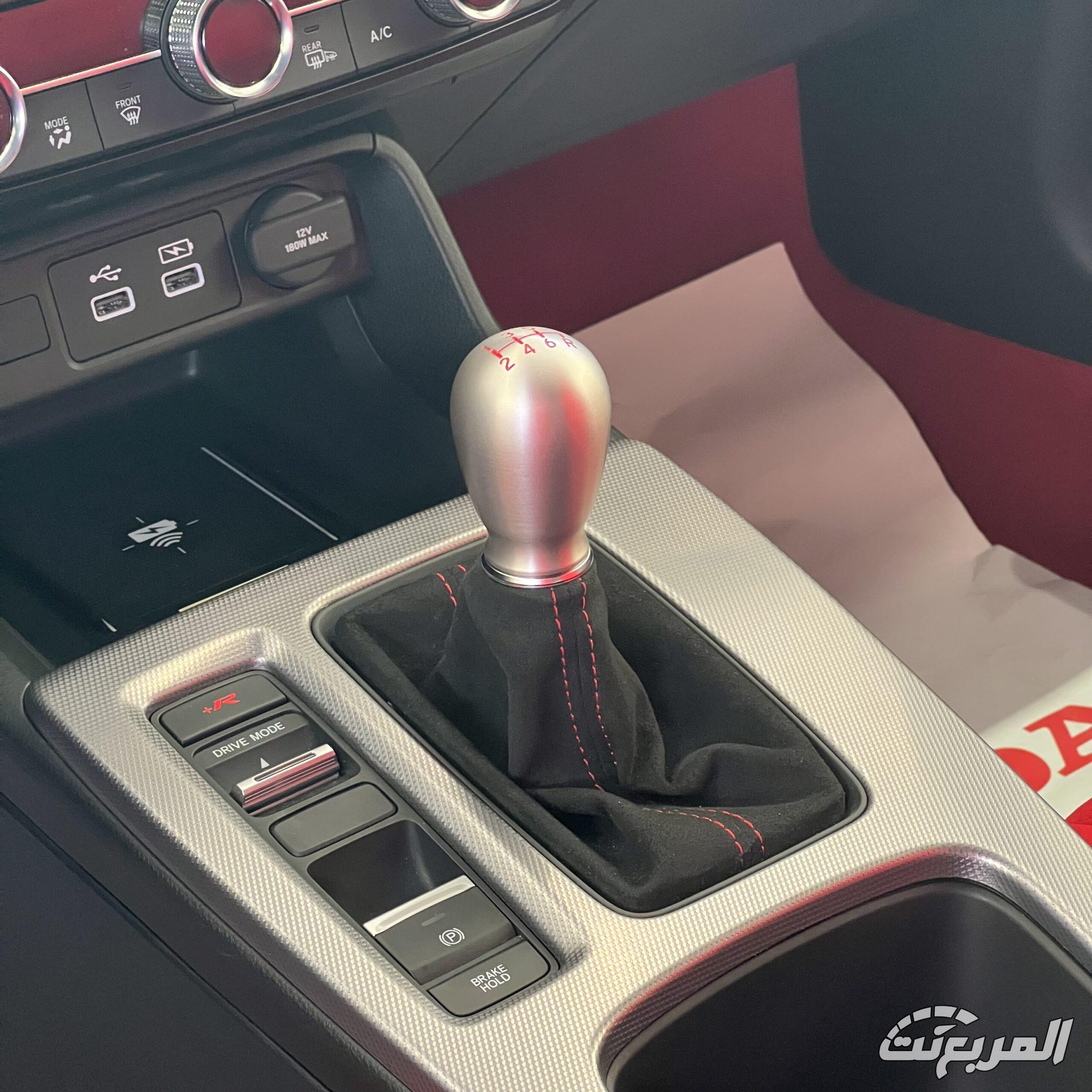 مميزات هوندا سيفيك تايب R 2026 بالتفصيل مع استعراض القوة والتسارع مميزات هوندا سيفيك تايب R 2026 13