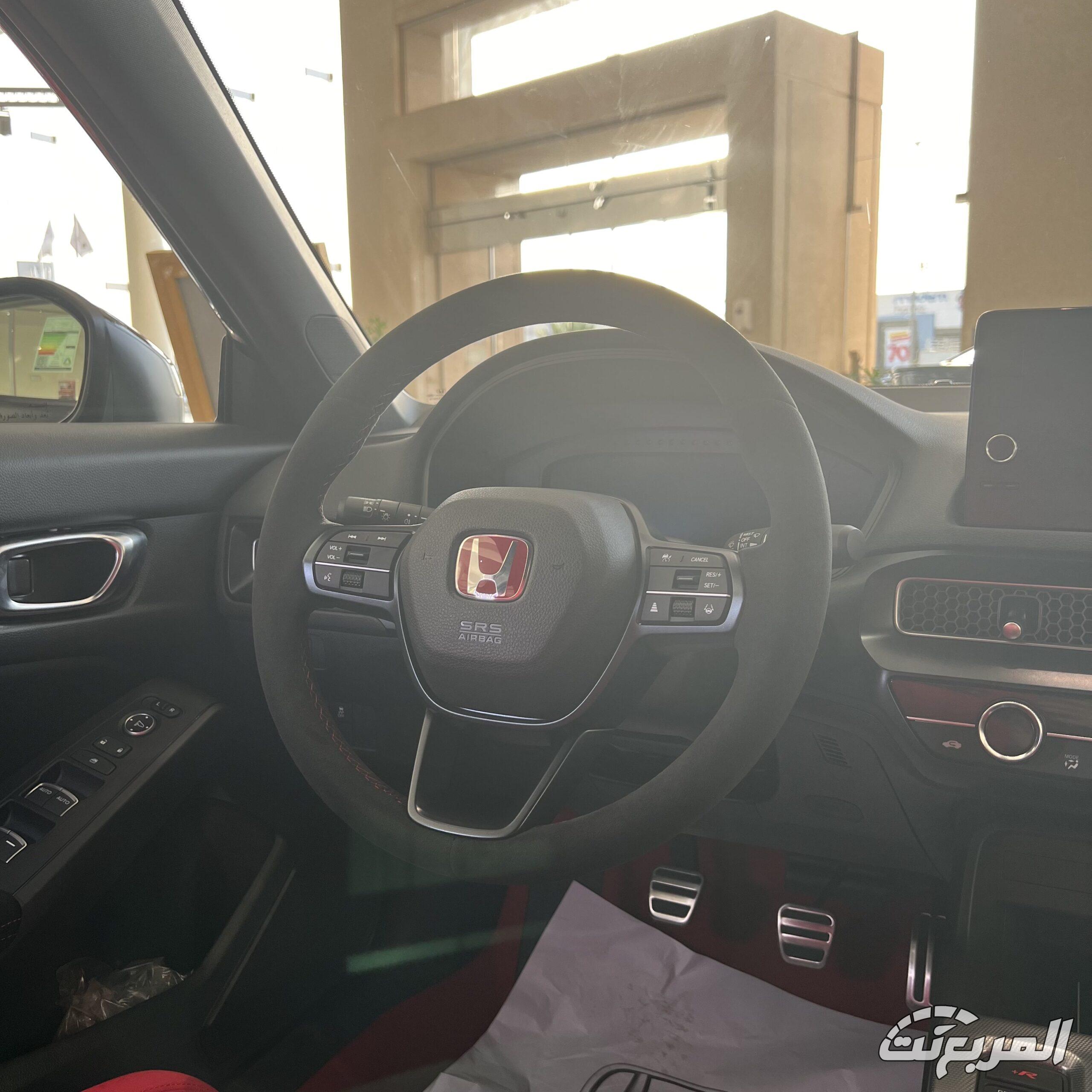 مميزات هوندا سيفيك تايب R 2026 بالتفصيل مع استعراض القوة والتسارع مميزات هوندا سيفيك تايب R 2026 14