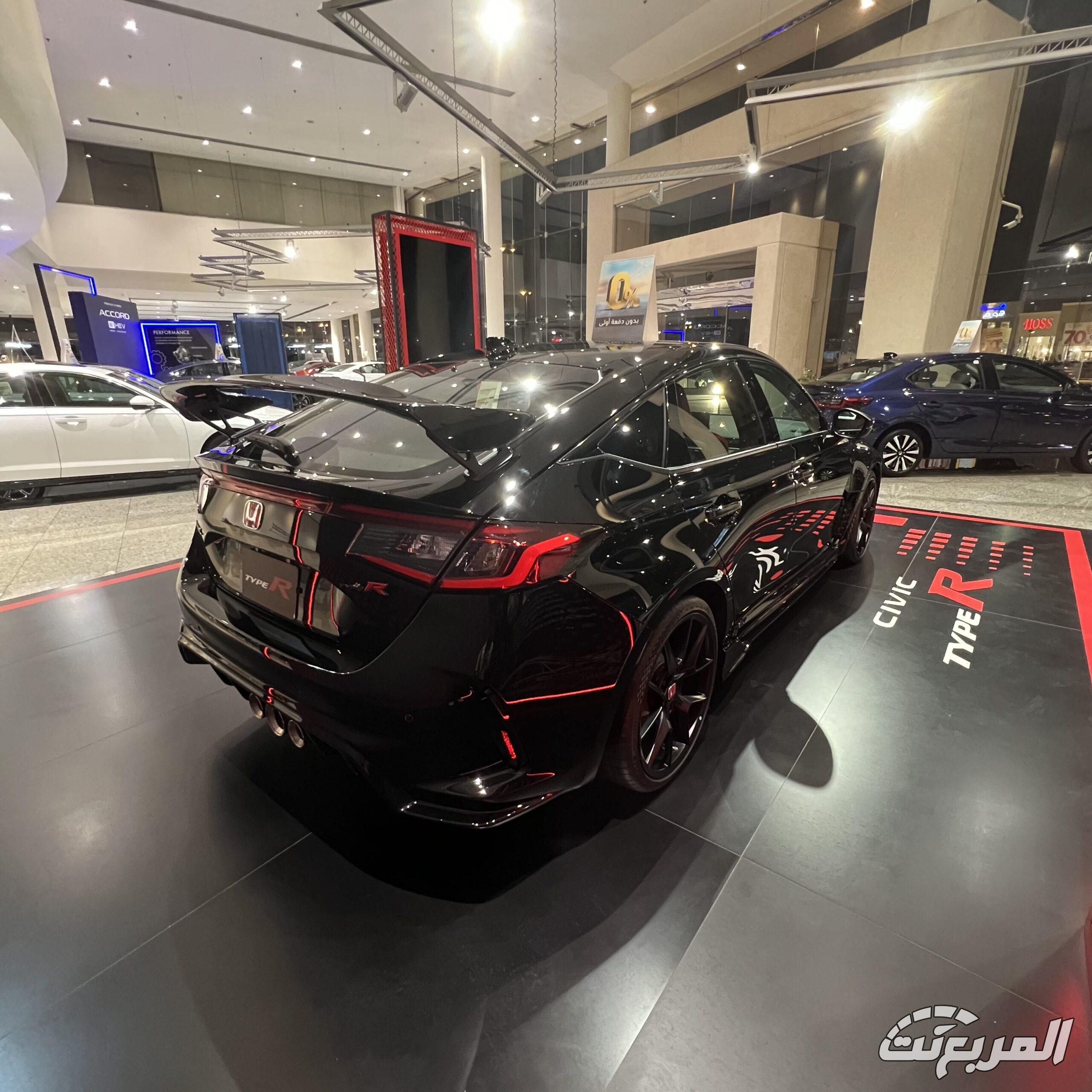 مميزات هوندا سيفيك تايب R 2026 بالتفصيل مع استعراض القوة والتسارع مميزات هوندا سيفيك تايب R 2026 37